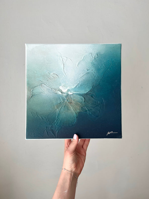 'Bloom Out Loud' // 30x30cm
