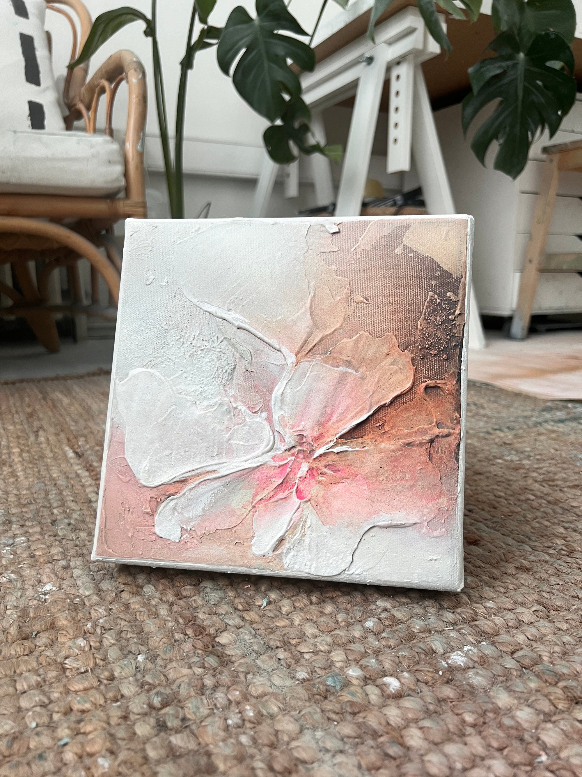 'Layer by Layer, I Bloom' // 20x20cm