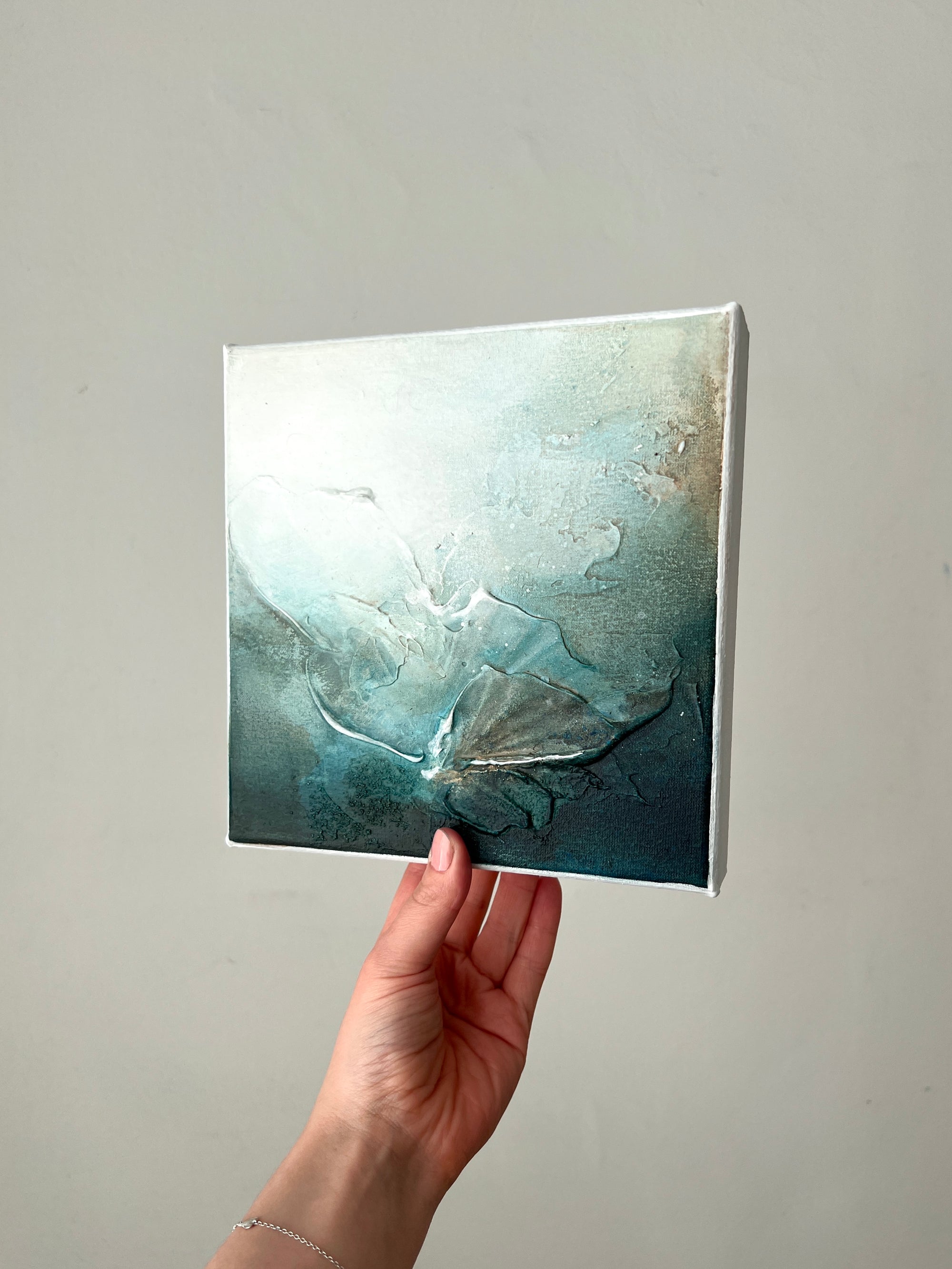 'I’ll Move Mountains' // 20x20cm