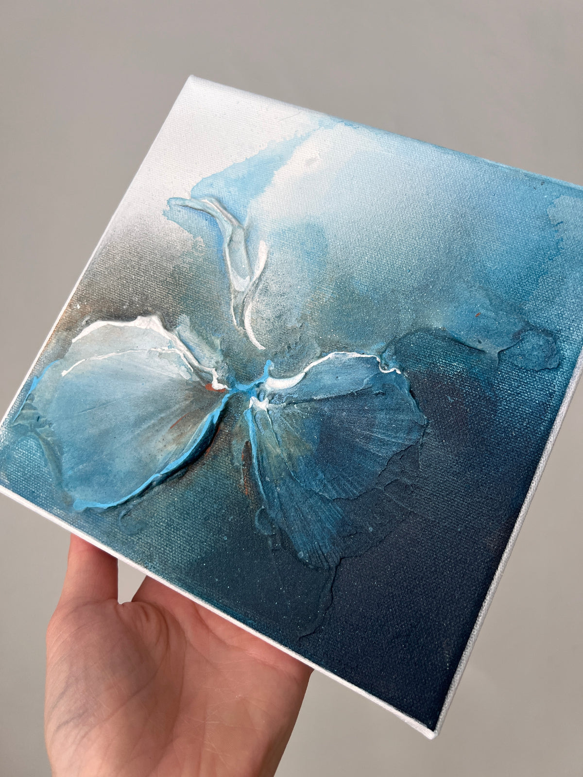 'Forever Evolving' / 20x20cm