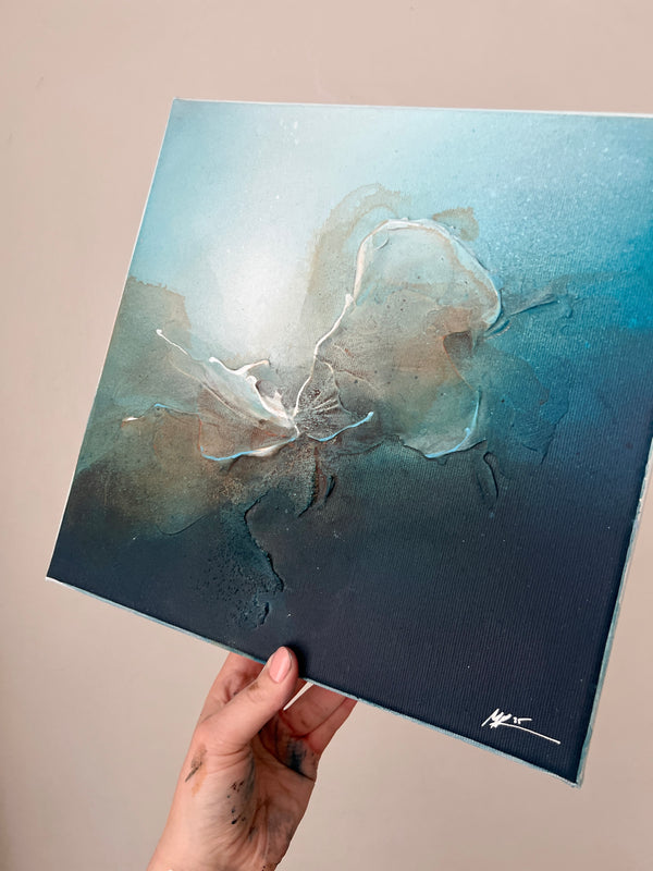 'Layers of Light' // 30x30cm